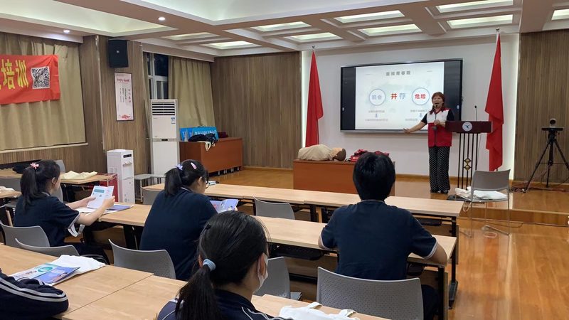 成人高考辅导班报名全攻略：关键步骤与注意事项